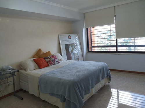 Vendo Precioso Apto. En Los Geranios, Mun. El Hatillo. 128 M
