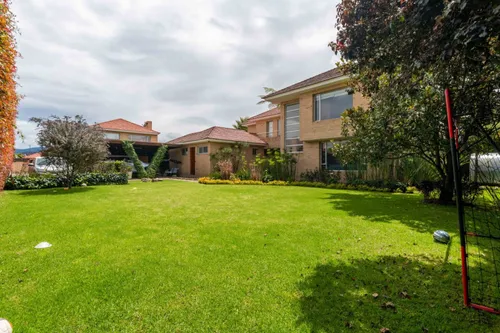 Casa En Arriendo/venta En El Tejar. Cod A7604