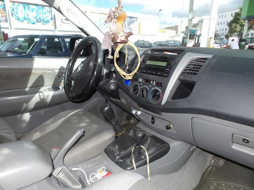 Toyota Hilux 2.7 4x4