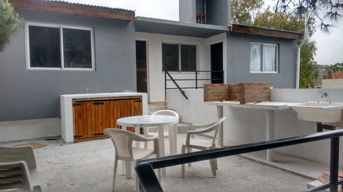 Imagen 2 de 13 de Casa 2 Ambientes Para 4 Personas