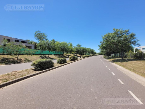 Casa A Estrenar En Venta Ubicada En Cul De Sac En Barrio Cerrado San Matias, Escobar - Pg