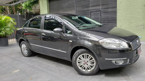 Fiat Linea Essence 1.8 Flex 2013