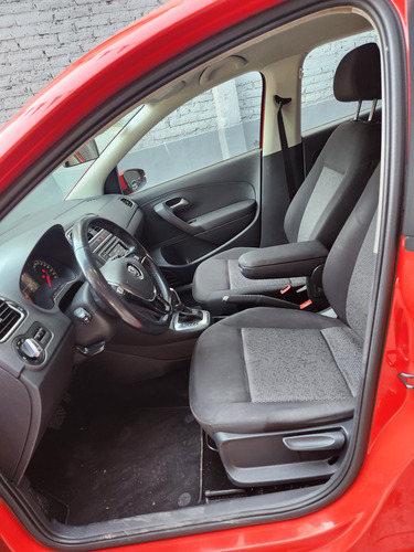 Volkswagen Polo 1.6 L4 Sound Tiptronic At