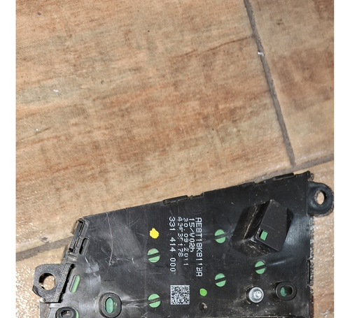 Panel Control Comando Estereo Ford Fiesta Kinetic