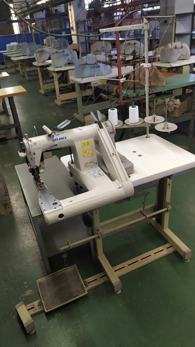 Imagen 3 de 18 de Venta En La Yaguara Fondo De Comercio Textil, Equipos Y Mobiliario Inf. Ms. Fda.varela 0424-1045413