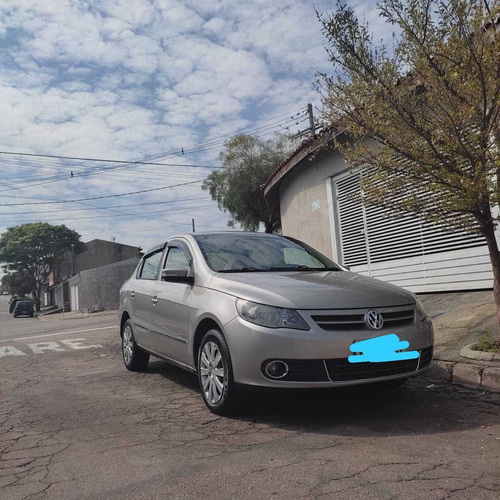 Imagem 1 de 14 de Volkswagen Voyage 1.6 Vht Comfortline Total Flex I-motion 4p