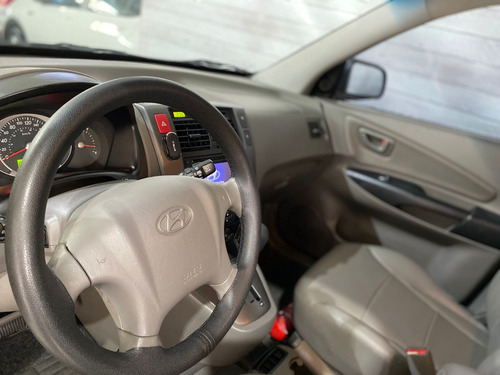 Hyundai Tucson 2.0 MPFI GLS TOP 16V 143CV 2WD FLEX 4P AUTOMÁTICO