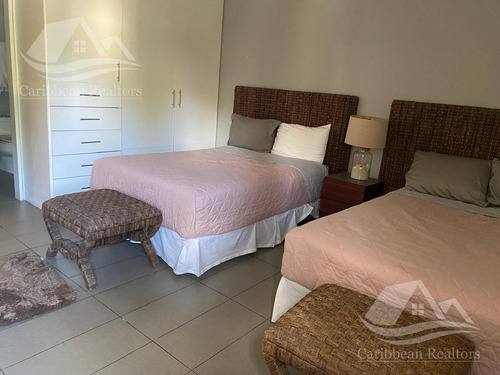 Departamento En Venta En Vaivén Del Mar, Playacar Fase 2