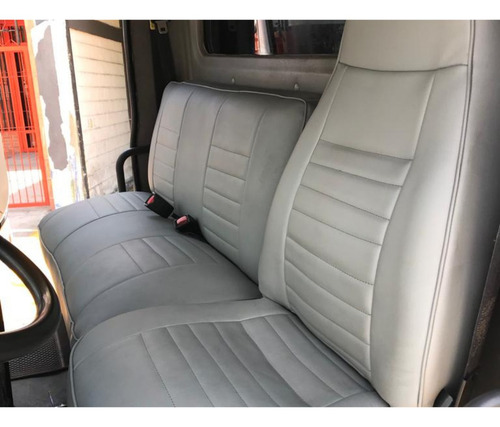 Imagen 6 de 12 de Freightliner M2 106