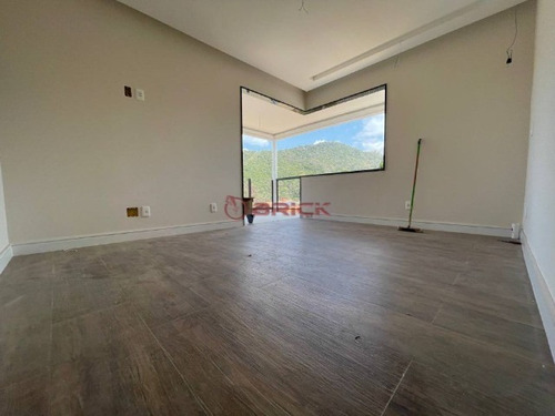 Imagem 19 de 29 de Casa Em Fase Final De Construção Com 5 Quartos Sendo 3 Suítes No Golfe. - Ca01431 - 68105912