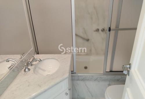 Imagen 24 de 30 de Venta Apartamento 3 Dormitorio Y Dependencia, Playa Mansa, Punta Del Este