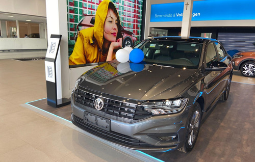 Volkswagen Jetta 1.4 250 Tsi R-line
