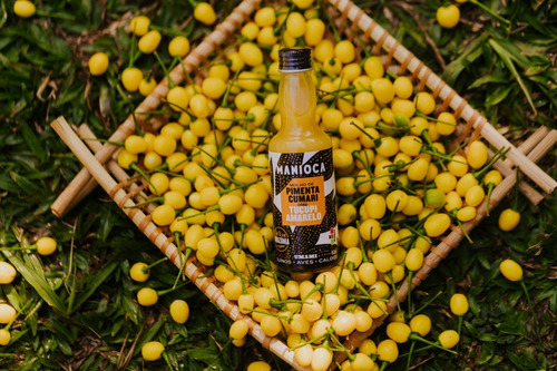Imagem 2 de 4 de Molho De Pimenta Cumari Com Tucupi Amarelo De 60ml - Manioca