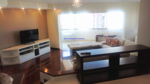 Imagem 11 de 29 de Apartamento 210m², 04 Dormitórios (sendo 02 Suítes), 05 Banheiros E 04 Vagas Na Garagem. Condomínio Com Portaria 24hrs, Piscina, Academia E Salão - 20092505 - 68555825