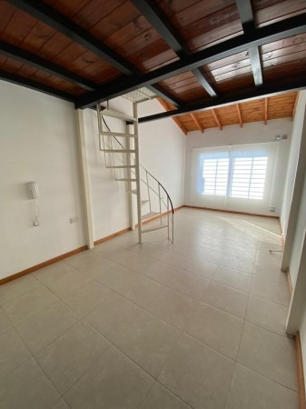 Imagen 4 de 9 de Departamento 3 Ambientes En San Miguel