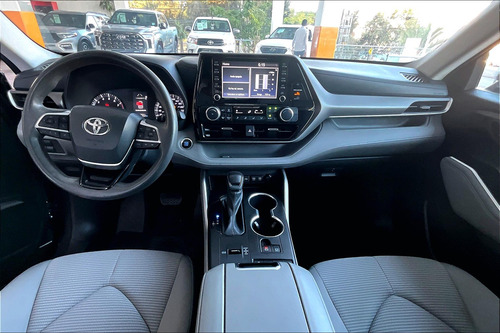 Toyota Highlander 2021