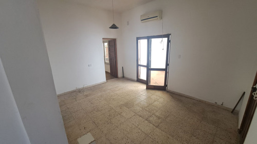 Venta Casa Esquina 2 Dormitorios General Bustos