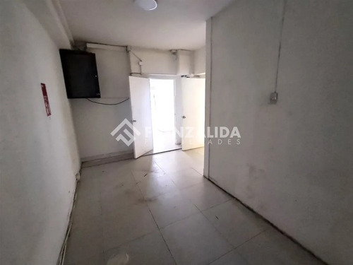 Gran Local Comercial Arriendo Av. Apoquindo Las Condes