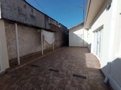Casa Ampla Com 3 Dormitórios Em Ótimo Bairro Residencial