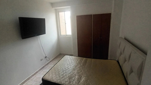 Douglas Rivero Alquila Apto En Puerta Real Dr