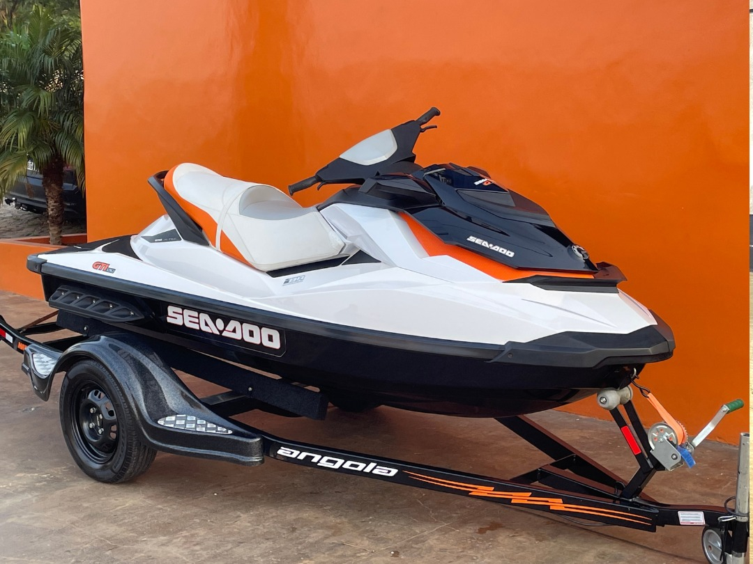 Jet-ski