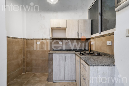 Departamento - 2 Ambientes - Con Balcón - Recoleta - Venta