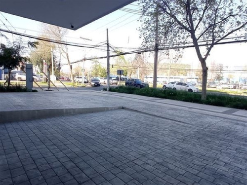 Local Avda Las Condes Apto Rubro Comida // Alto Flujo !!!!