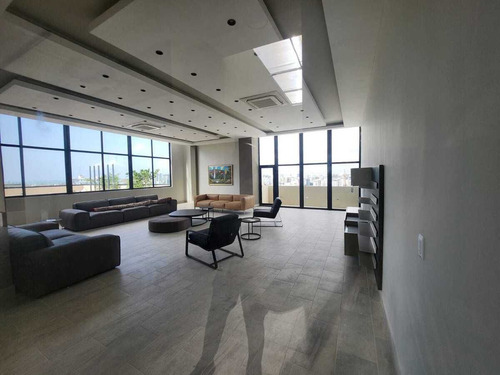 Se Vende Apartamento Evaristo Morales, Torre Con Piscina