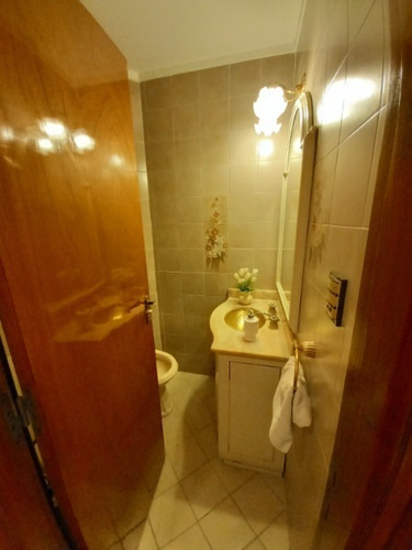 Imagen 11 de 21 de Magnifico Chalet Venta 5 Amb Mar Del Plata Oportunidad