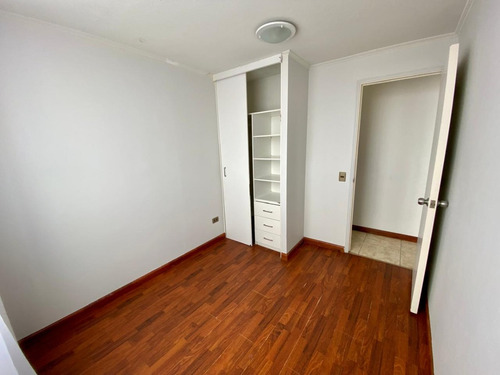 Arriendo Económico Departamento En Edificio Diego Portales