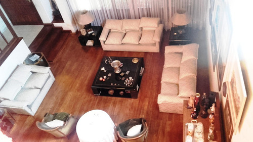 Imagen 10 de 21 de Gran Chalet En La Mejor Zona Residencial
