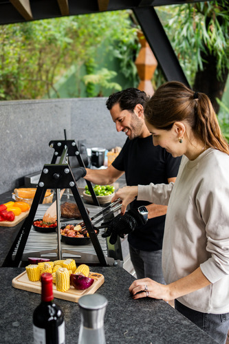 Paquete Hobby Grill Asador De Carbon Pampa Ii Emp Funda Color Negro