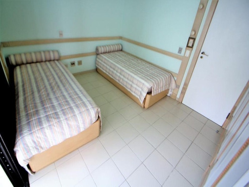 Imagem 20 de 30 de Praia Das Pitangueiras - Guarujá - Alto Padrão - Ap4140 - 34711023