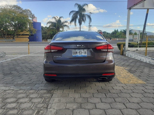 Imagen 3 de 15 de Kia Forte 2.0 Sx At 2017