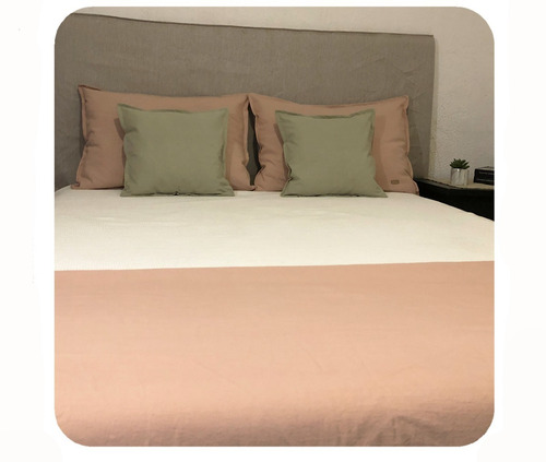 Imagen 1 de 10 de Pie De Cama Tusor Con 2 Almohadones 40x40cm. 100% Algodon