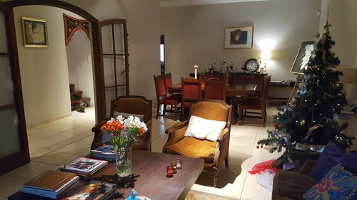 Imagen 4 de 30 de Venta Casa 4 Ambientes Garage - Saavedra
