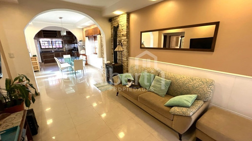 Venta El Palomar Casa Ph Al Frente 3 Ambientes.