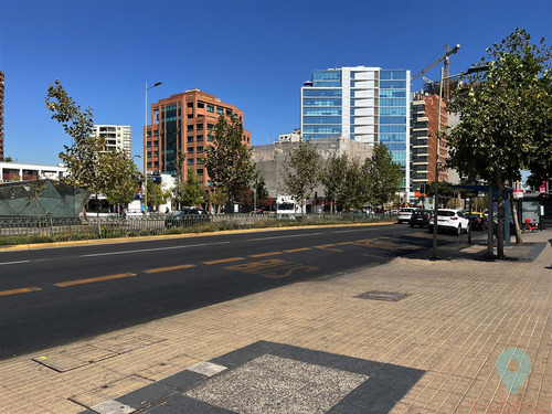 Venta Local Comercial Caracol Vip, Metro Manquehue