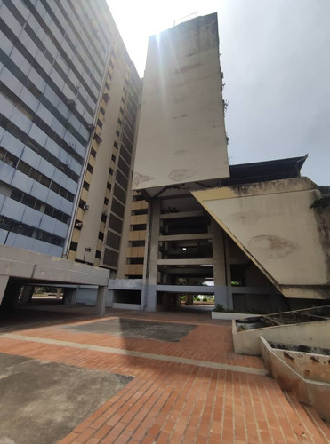 Imagen 4 de 23 de Apartamento En Venta En La Av Bolivar, Urb Los Jardines 04121994409