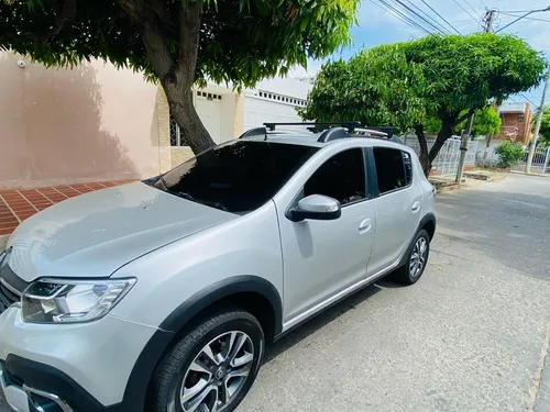 Renault Sandero Stepway 1.6 Intens Aut