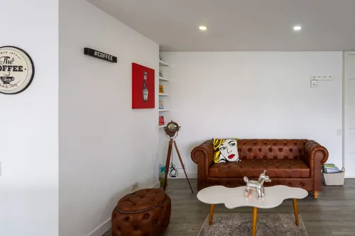 Apartamento En Arriendo/venta En Provenza. Cod A15088