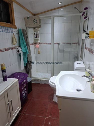 Casa En Venta De 2 Dorm. En Frutillar