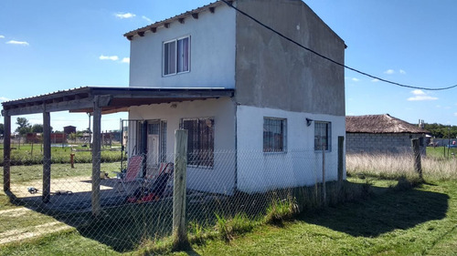 Casa En Venta En Brandsen
