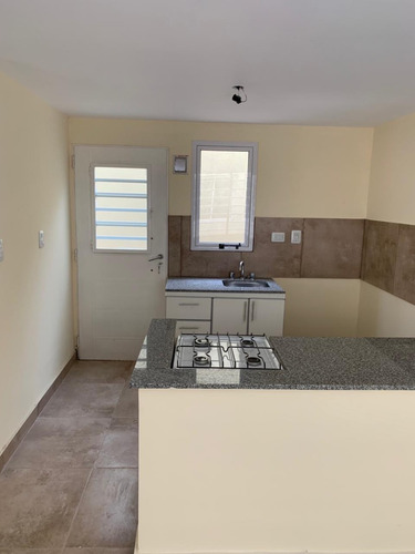 Imagen 6 de 7 de Departamento Tipo Duplex En Remedios De Escalada