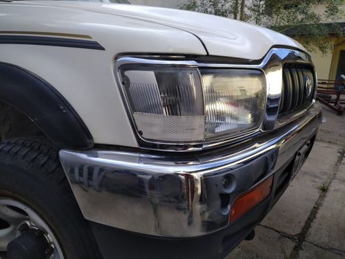 Toyota Hilux 3.0 D/cab 4x2 D Srv 2004