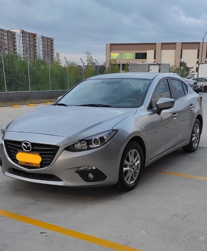 Mazda 3 2.0 Touring