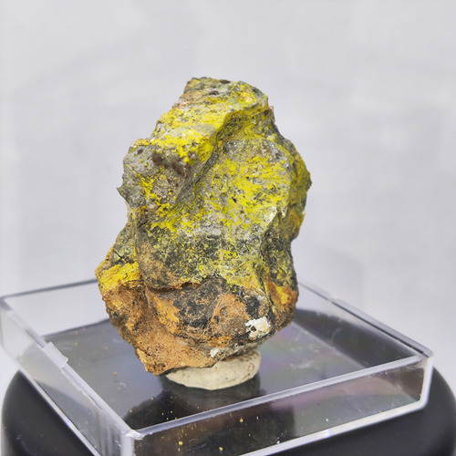 Mineral Radioactivo Mineral Uranio Raro Tyuyamunita #4 (Usado)