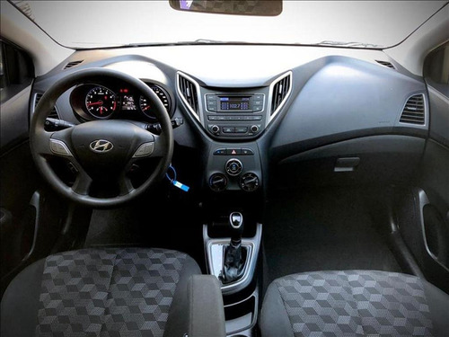 Imagem 8 de 9 de Hb20 1.6 Comfort Plus 16v Flex 4p Automático