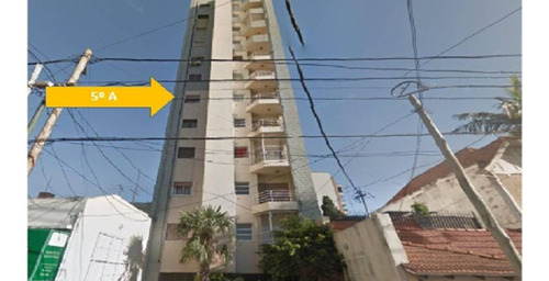 Venta. Hermoso Semipiso De 2 Amplios Amb. Al Frente, En Excelente Ubicacion!!!