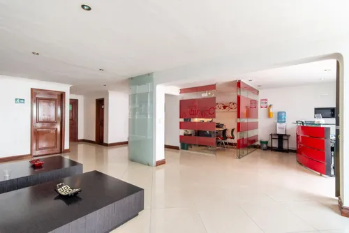 Casa En Venta En Santa Paula. Cod V4385